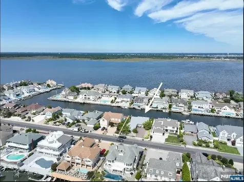 181 Squan Beach Drive Mantoloking NJ 08738