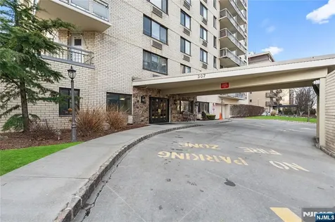 307 Prospect Avenue Hackensack NJ 07601