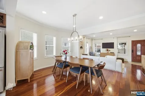 331 Undercliff Avenue Edgewater NJ 07020