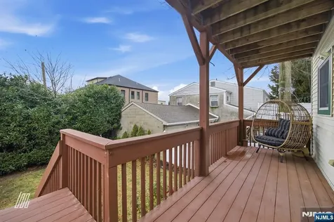 331 Undercliff Avenue Edgewater NJ 07020
