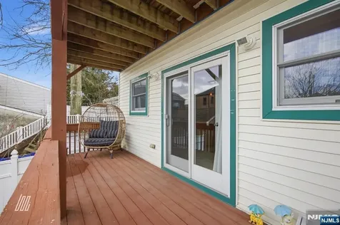 331 Undercliff Avenue Edgewater NJ 07020