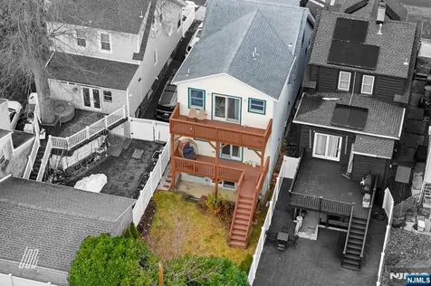 331 Undercliff Avenue Edgewater NJ 07020