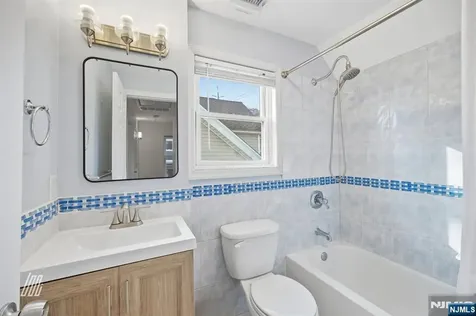 331 Undercliff Avenue Edgewater NJ 07020