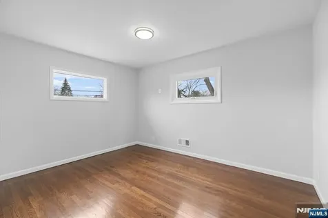 229 Standish Road Paramus NJ 07652