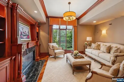 47 Fox Hedge Road Saddle River NJ 07458