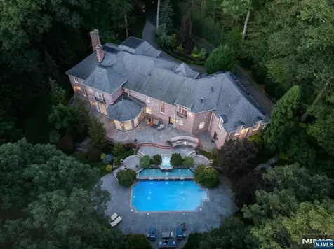 47 Fox Hedge Road Saddle River NJ 07458