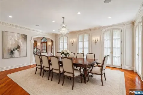 47 Fox Hedge Road Saddle River NJ 07458
