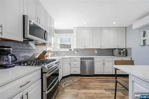 23-26 Berkshire Road Fair Lawn NJ 07410