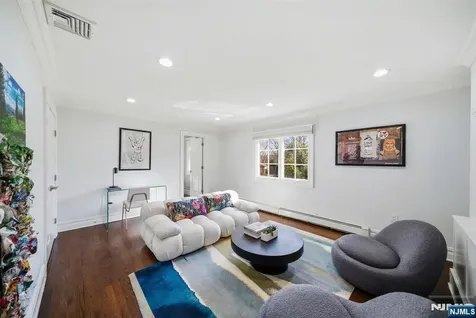 257 Truman Drive Cresskill NJ 07626