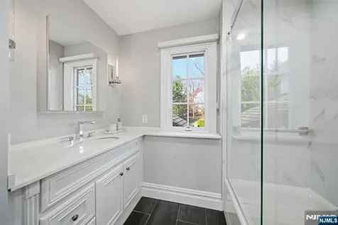 257 Truman Drive Cresskill NJ 07626