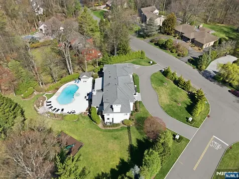 257 Truman Drive Cresskill NJ 07626