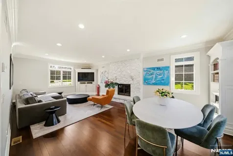 257 Truman Drive Cresskill NJ 07626