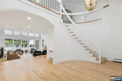 63 Eisenhower Drive Cresskill NJ 07626