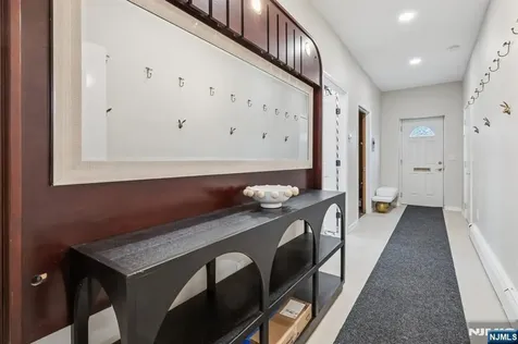 63 Eisenhower Drive Cresskill NJ 07626