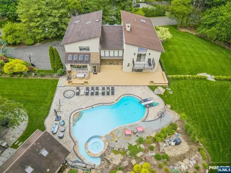 63 Eisenhower Drive Cresskill NJ 07626