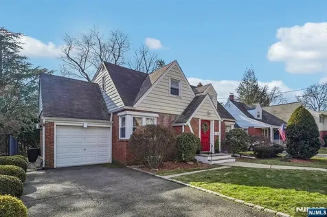 15 Dunn Place