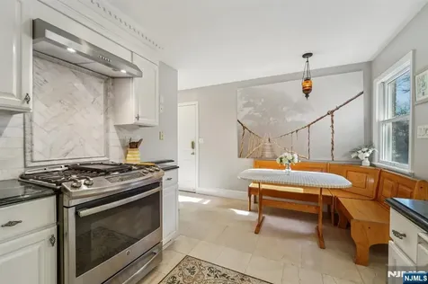 15 Dunn Place Dumont NJ 07628