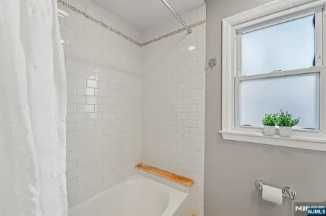 15 Dunn Place Dumont NJ 07628