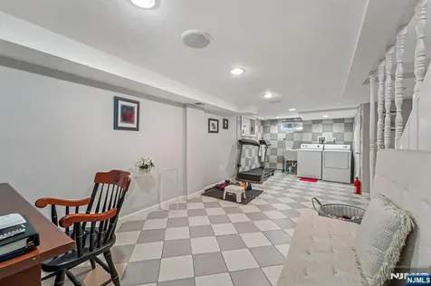 15 Dunn Place Dumont NJ 07628