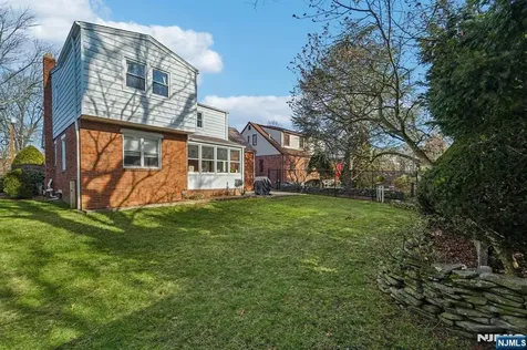 15 Dunn Place Dumont NJ 07628