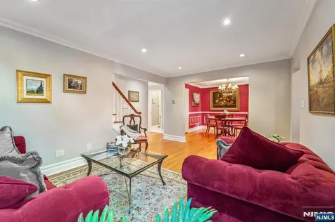 15 Dunn Place Dumont NJ 07628