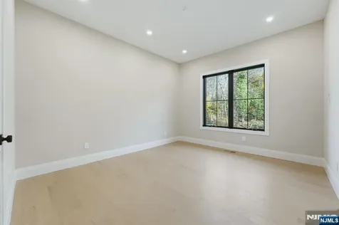 121 Engle Street Cresskill NJ 07626