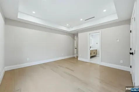 121 Engle Street Cresskill NJ 07626