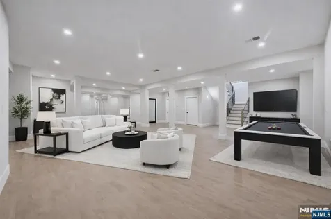 121 Engle Street Cresskill NJ 07626