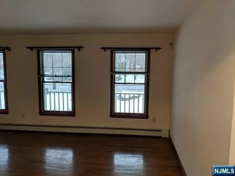 4 Lee Court Waldwick NJ 07463