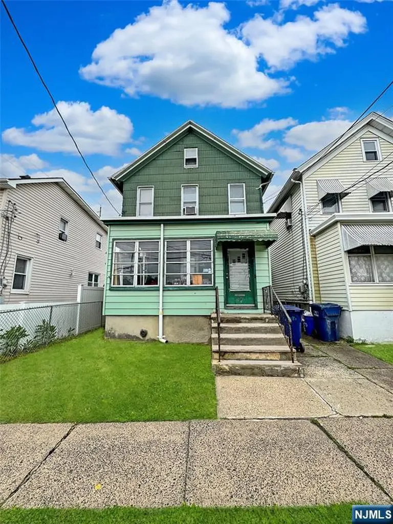 113 Kansas Street Hackensack NJ 07601