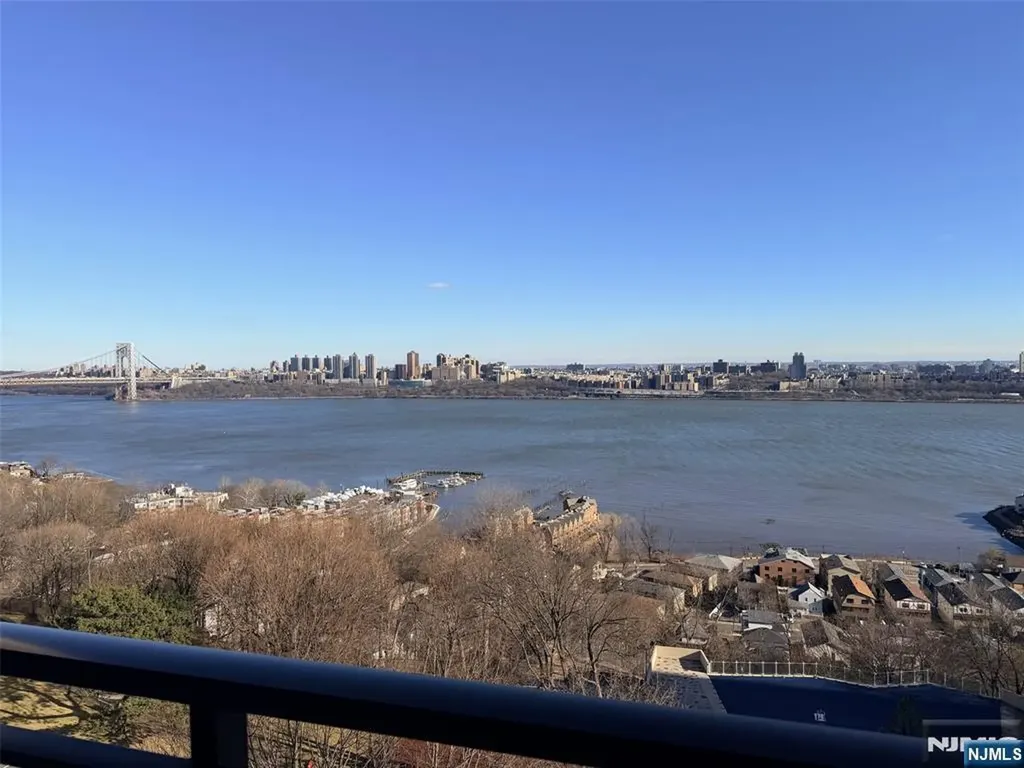 2 Horizon Road Fort Lee NJ 07024