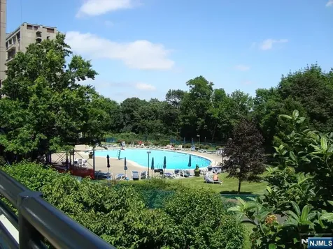 2 Horizon Road Fort Lee NJ 07024
