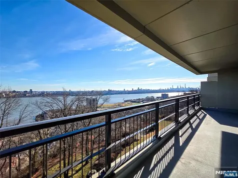 1 Horizon Fort Lee NJ 07024