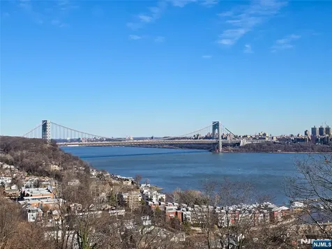 1 Horizon Fort Lee NJ 07024