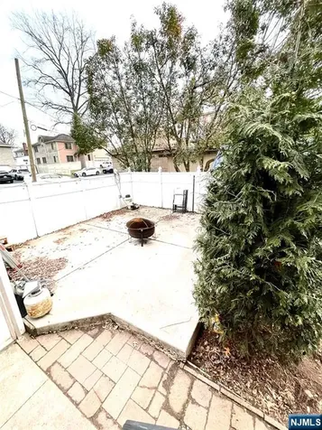 2 Van Valkenburgh Avenue Bergenfield NJ 07621