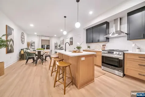 107 Encampment Court Montville Township NJ 07082