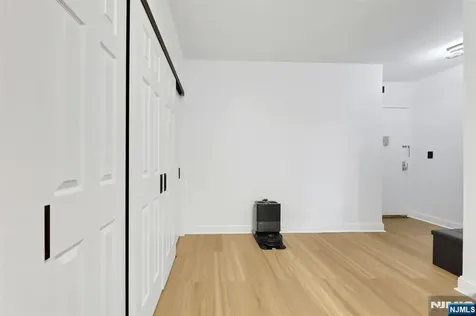 111 Mulberry Newark NJ 07102