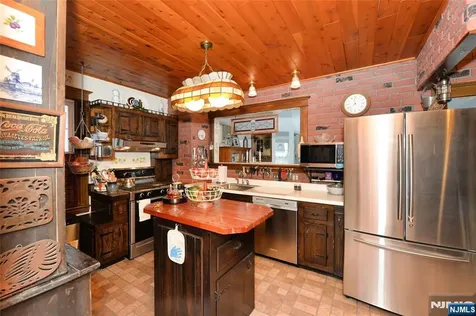 1227 83rd Street North Bergen NJ 07047