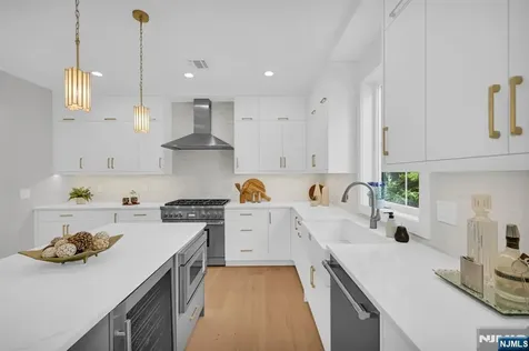 46 Snyder Avenue Berkeley Heights NJ 07922