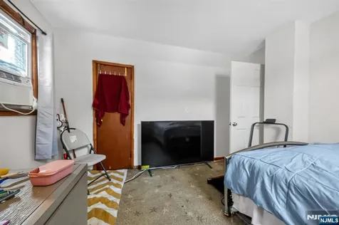 415-417 Preakness Avenue Paterson NJ 07502