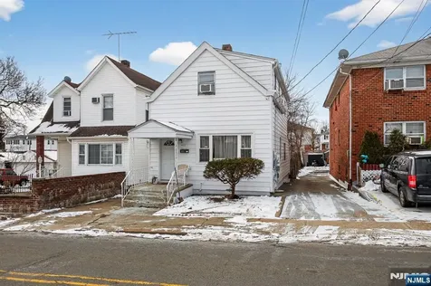 415-417 Preakness Avenue Paterson NJ 07502