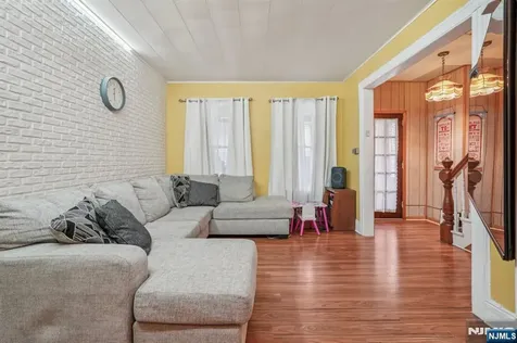 670 Devon Street Kearny NJ 07032