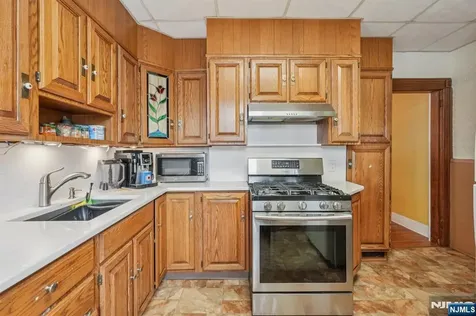 670 Devon Street Kearny NJ 07032