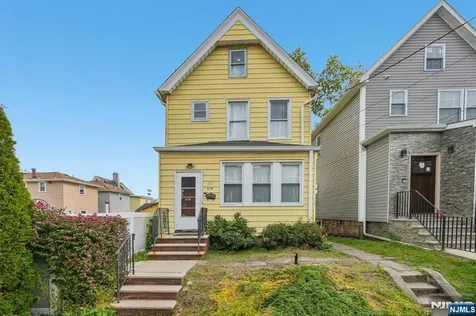 670 Devon Street Kearny NJ 07032
