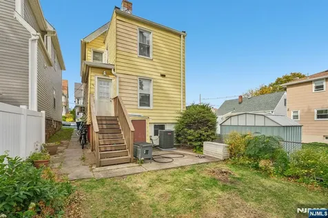 670 Devon Street Kearny NJ 07032