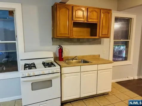 80 Montgomery Street Paterson NJ 07501