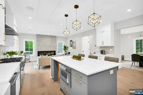 176 Harrow Road Westfield NJ 07090