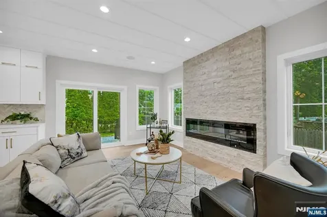 176 Harrow Road Westfield NJ 07090