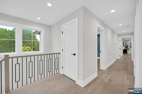 176 Harrow Road Westfield NJ 07090