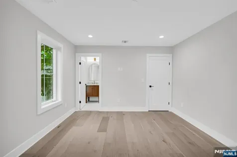 176 Harrow Road Westfield NJ 07090